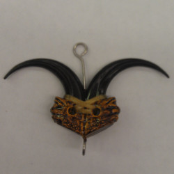 703 - Black / Sinew - Basic Claw Medallion (Package of 5) 703 - Black / Sinew - Basic Claw Medallion (Package of 5)