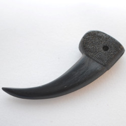 116 - Black Plastic Bear Sized Claw (Package of 25)